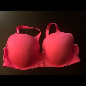 Torrid bright pink bra plus size 38c padded